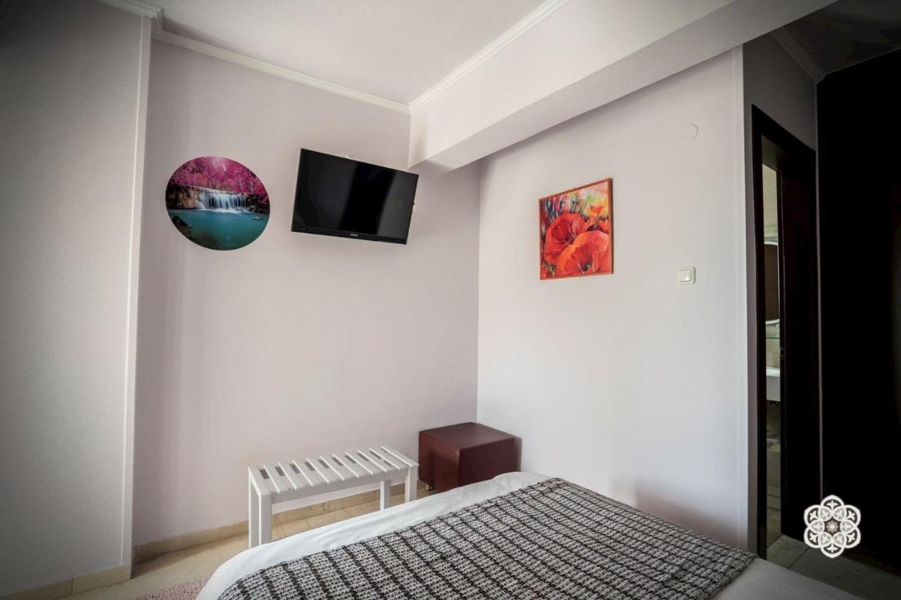 Aktaion Hotel Игуменица Экстерьер фото
